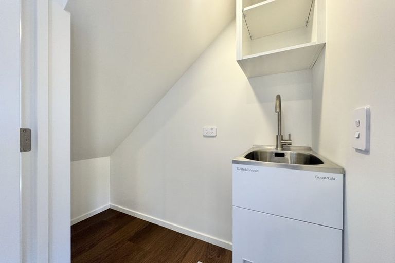 Photo of property in 10/95 Olliviers Road, Phillipstown, Christchurch, 8011