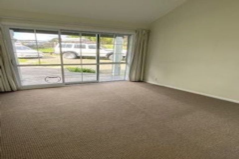 Photo of property in 29a Hardens Lane, Paremoremo, Auckland, 0632