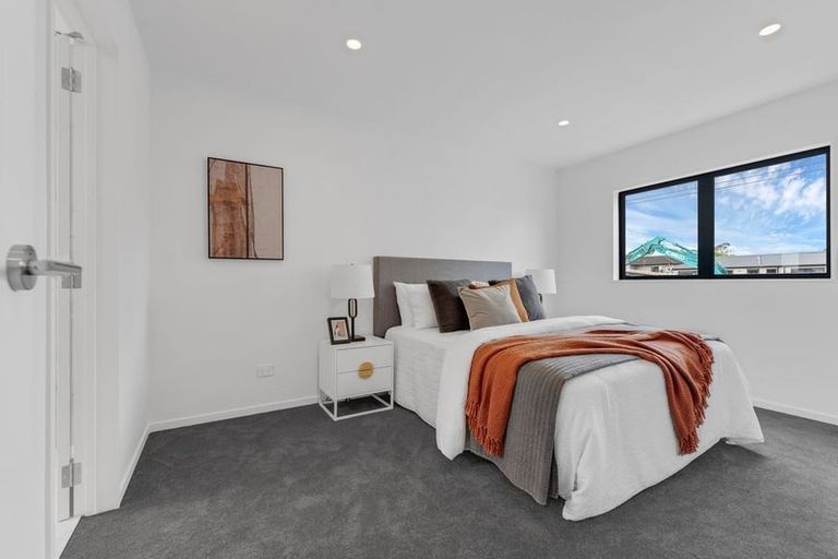 Photo of property in 8 Peara Place, Henderson, Auckland, 0610