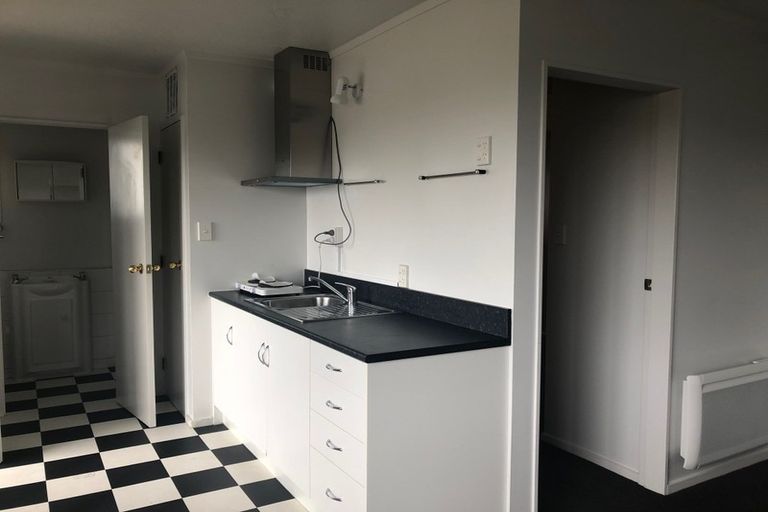 Photo of property in 27b Dominica Crescent, Grenada Village, Wellington, 6037