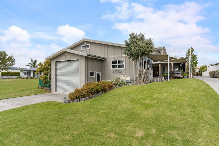 Photo of property in 205a Philomel Road, Whangamata, 3620
