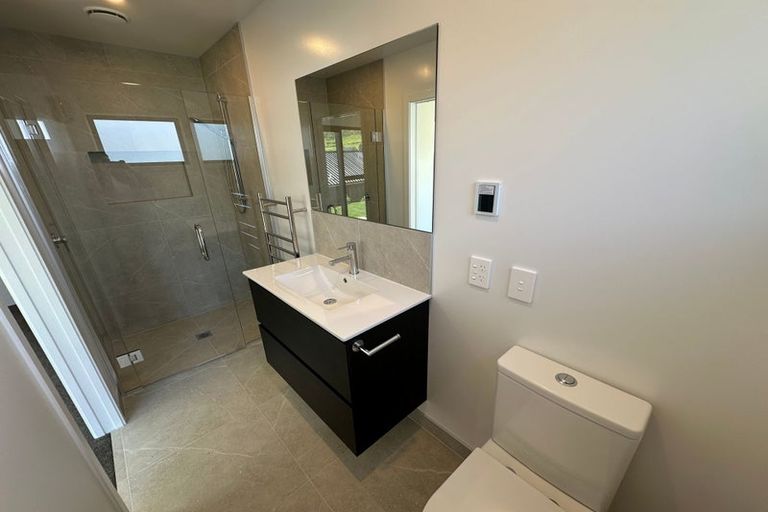 Photo of property in 27 Spur Ridge Rise, Jacks Point, 9371