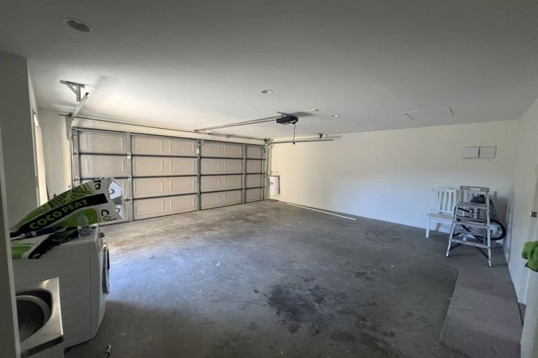 Photo of property in 2 Deerfield Place, Flat Bush, Auckland, 2019