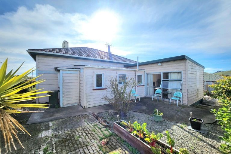 Photo of property in 72 Perth Street, South Hill, Oamaru, 9400