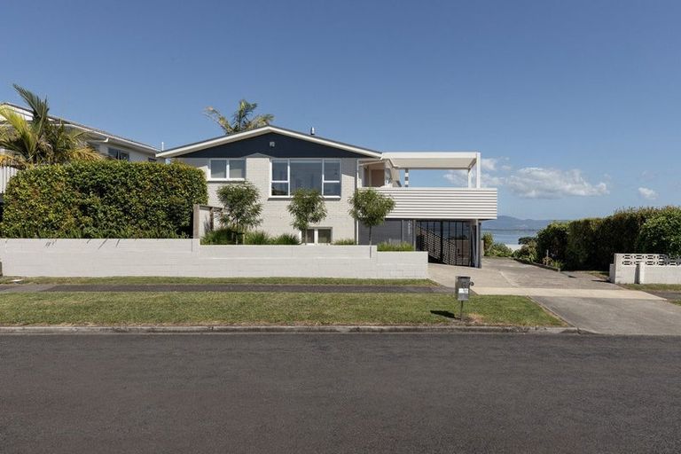 Photo of property in 6 Coppelia Avenue, Omokoroa, 3114