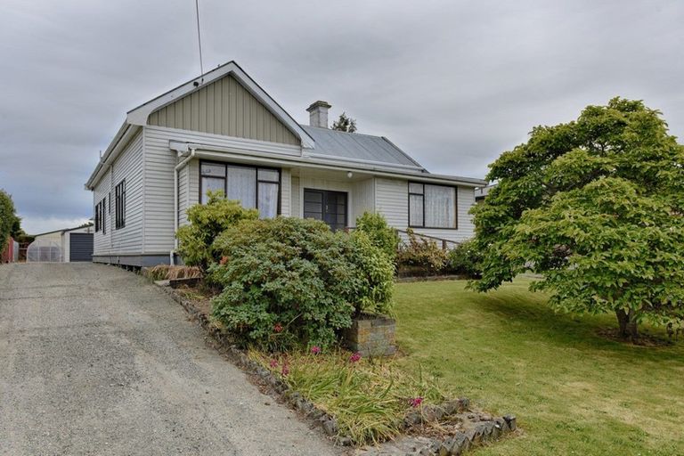 Photo of property in 52 Broughton Street, Gore, 9710