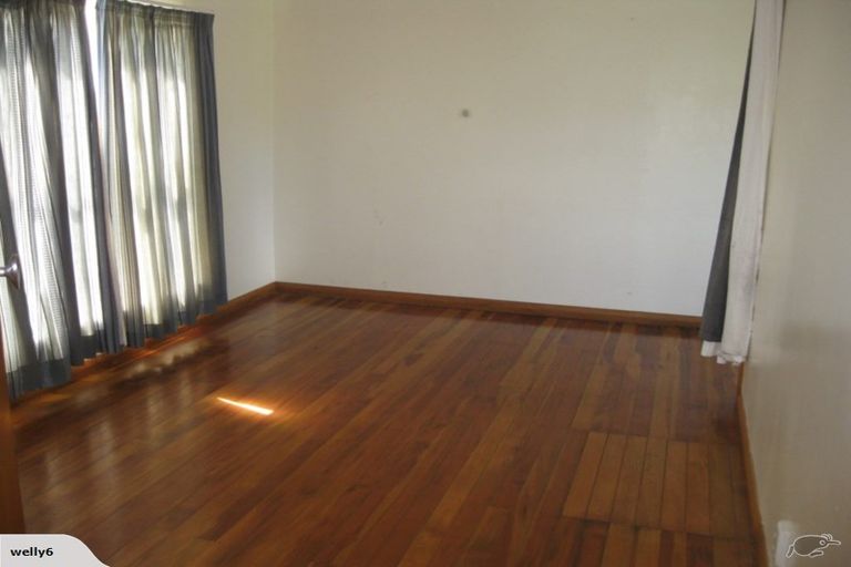 Photo of property in 51-53 Hereford Street, Cannons Creek, Porirua, 5024