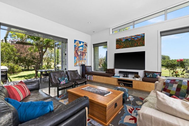 Photo of property in 11 Tirohanga Road, Haumoana, Hastings, 4180