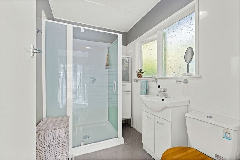 Photo of property in 4 Seatoun Avenue, Leigh, Warkworth, 0985