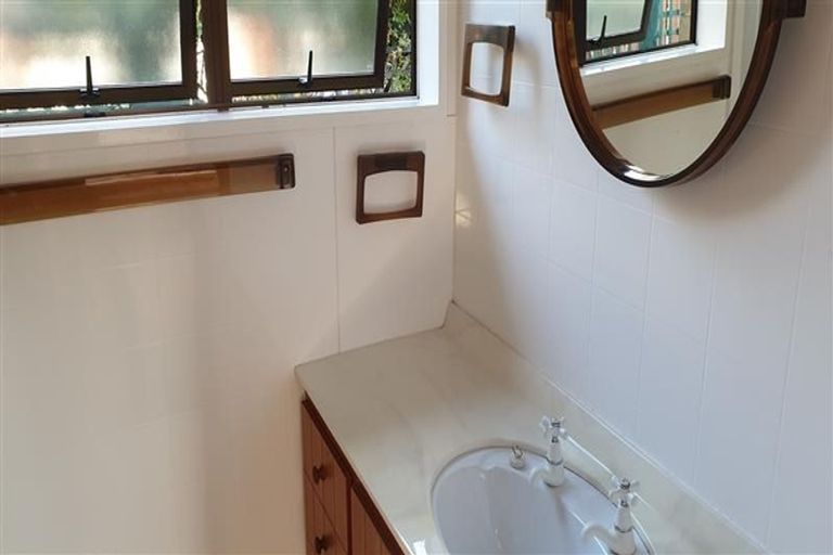 Photo of property in 152 Beacon Point Road, Wanaka, 9305