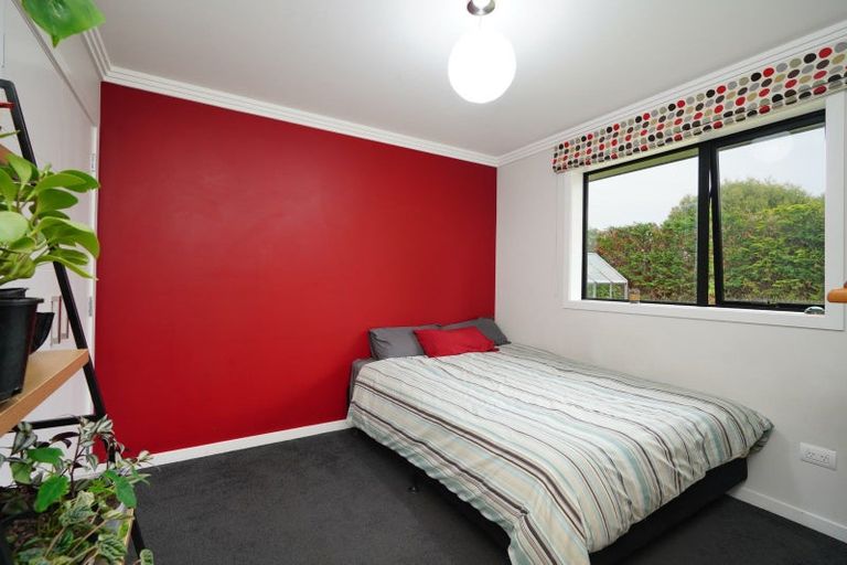 Photo of property in 40 Matua Grove, Otatara, Invercargill, 9879