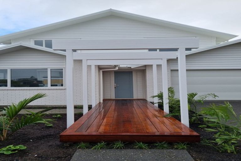 Photo of property in 5 Te Ara O Ngakeiha, Fitzroy, New Plymouth, 4312