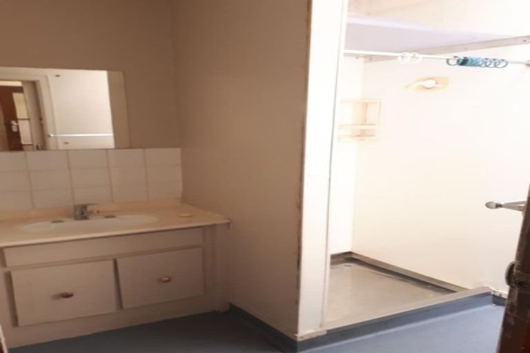 Photo of property in 705 Great King Street, North Dunedin, Dunedin, 9016