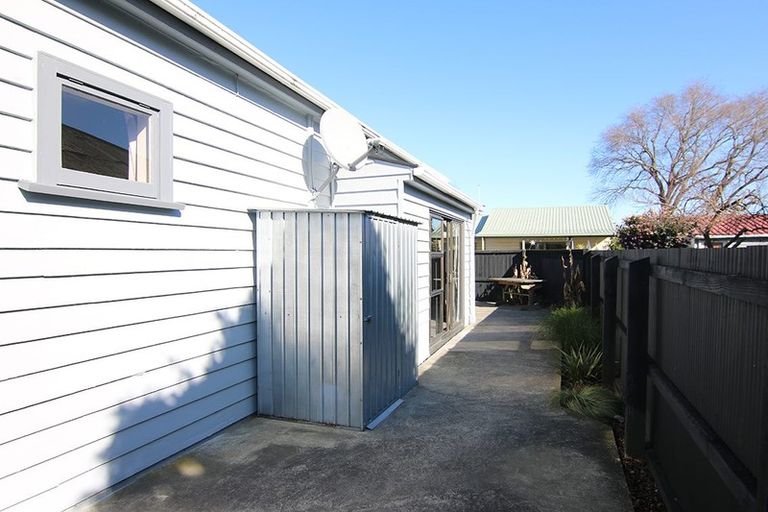 Photo of property in 21 Wrights Road, Addington, Christchurch, 8024