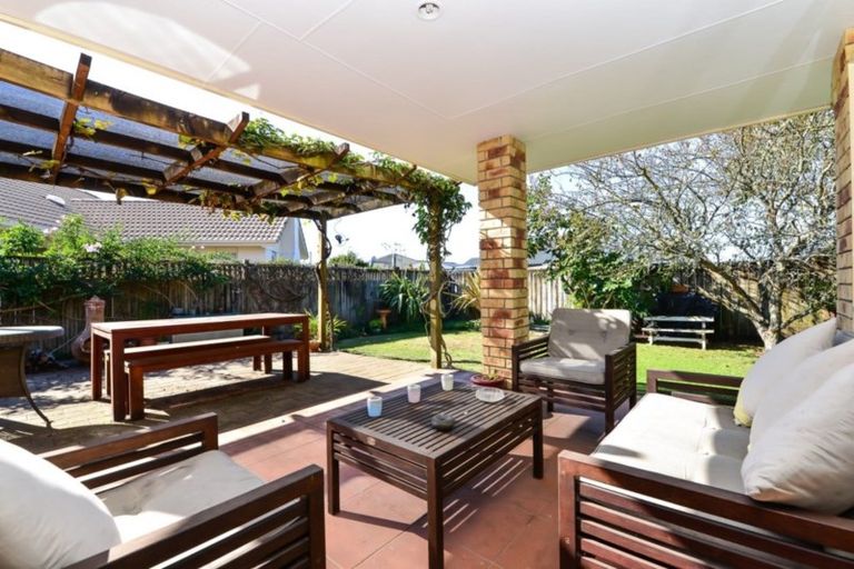 Photo of property in 19 Mangakoea Place, St Andrews, Hamilton, 3200