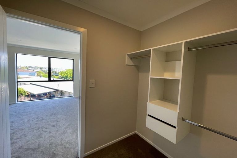 Photo of property in 42b Bond Crescent, Forrest Hill, Auckland, 0620