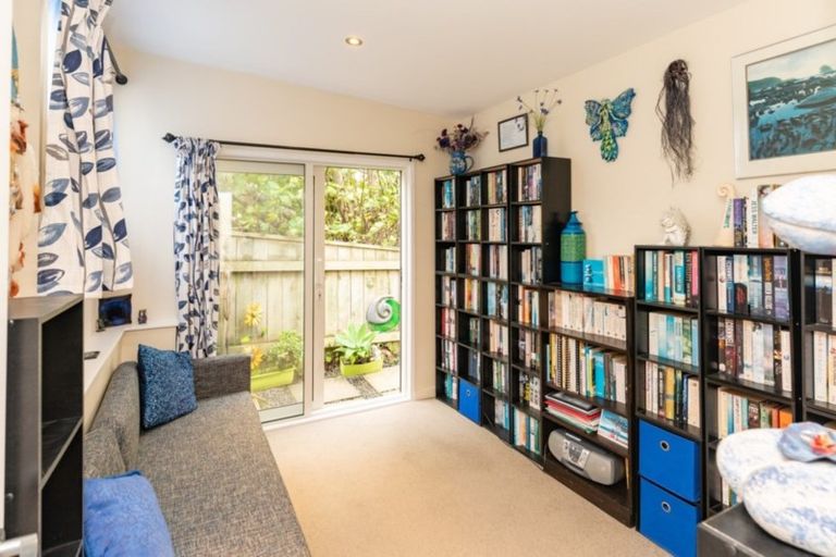 Photo of property in 83a Te Wharepouri Street, Berhampore, Wellington, 6023