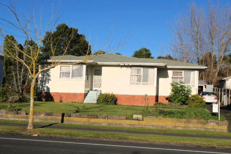 Photo of property in 35 Skipton Street, Mangere East, Auckland, 2024