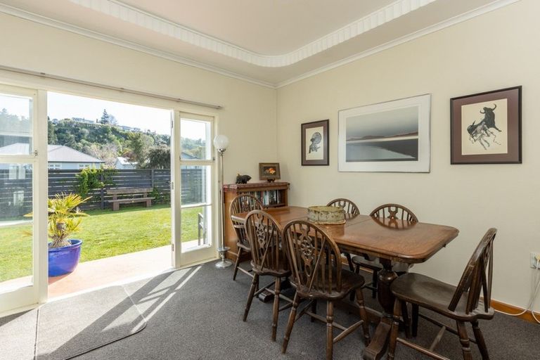 Photo of property in 30 Sanders Avenue, Marewa, Napier, 4110
