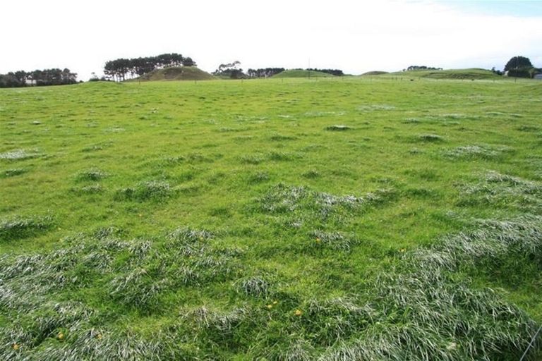 Photo of property in 5795/5534 South Road, Rahotu, Opunake, 4681