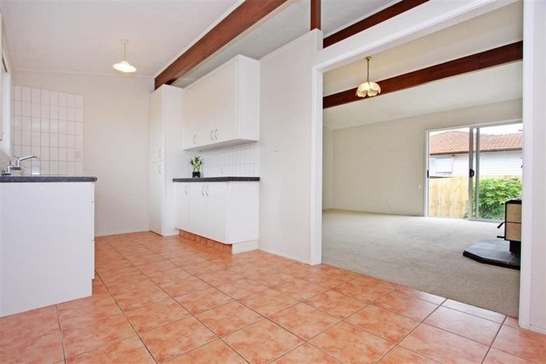 Photo of property in 423 Bucklands Beach Road, Bucklands Beach, Auckland, 2012
