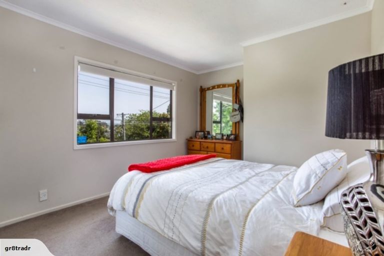 Photo of property in 1/10 Morton Avenue, Forrest Hill, Auckland, 0620