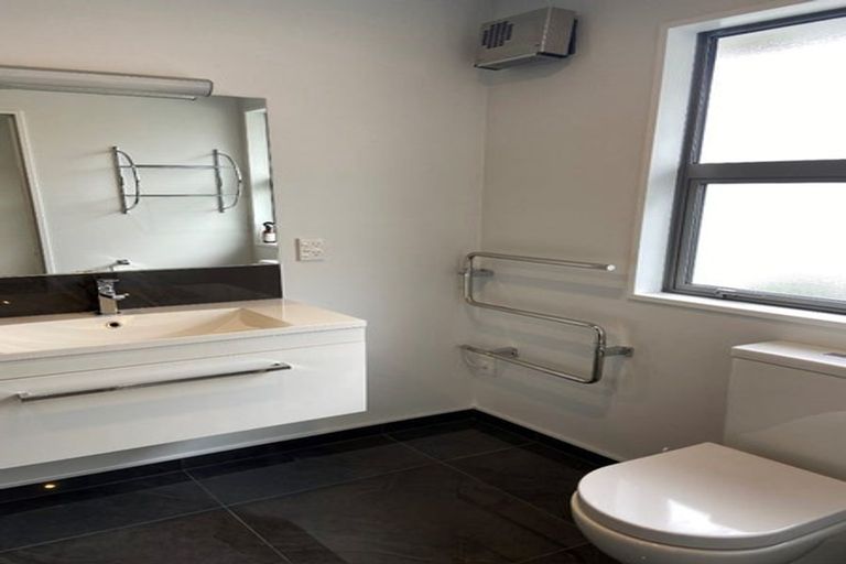 Photo of property in 30 Packard Crescent, Halswell, Christchurch, 8025