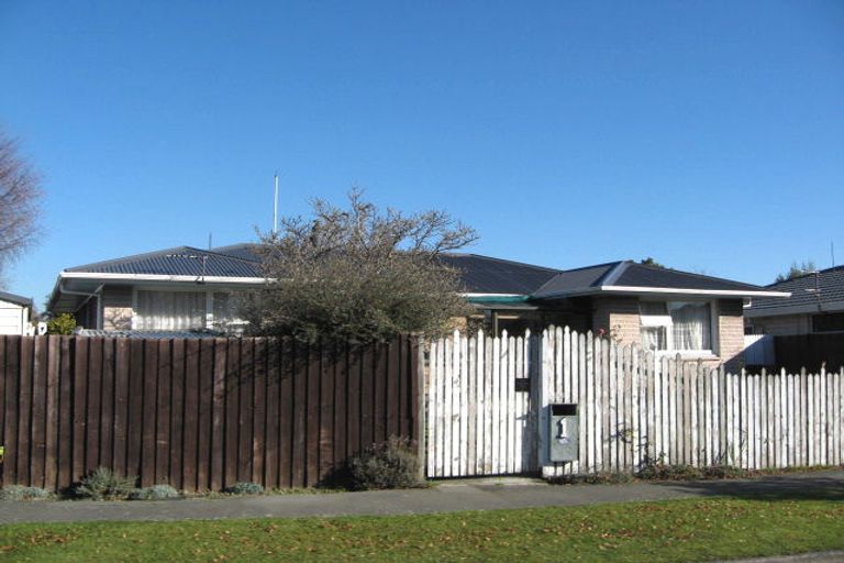Photo of property in 1b Charles Upham Avenue, Hillmorton, Christchurch, 8025