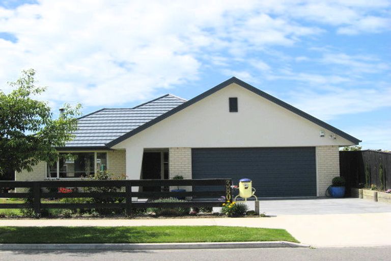 Photo of property in 380 Williams Street, Kaiapoi, 7630