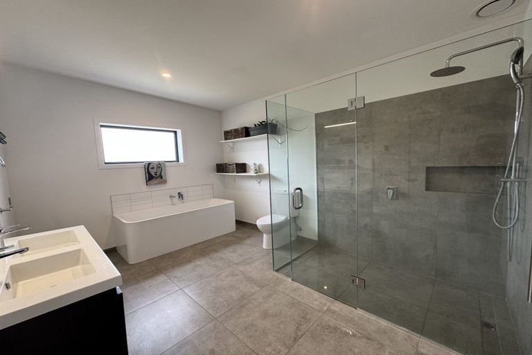 Photo of property in 14a Balneaves Lane, Albert Town, Wanaka, 9382