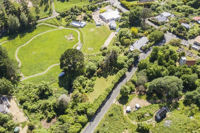 Photo of property in 2 South Makara Road, Makara, Karori, 6972
