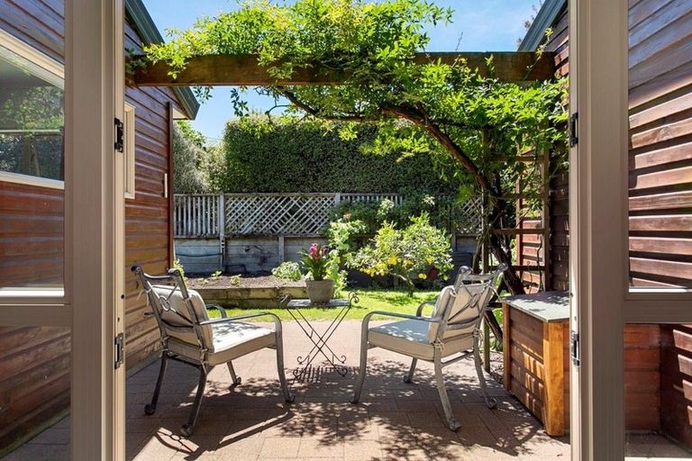 Photo of property in 10 Golders Place, Richmond Heights, Taupo, 3330