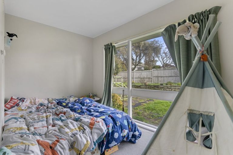 Photo of property in 58 Prince Regent Drive, Half Moon Bay, Auckland, 2012