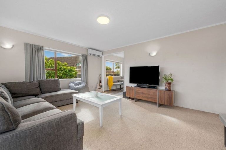 Photo of property in 1/9 Tina Place, Sunnyhills, Auckland, 2010