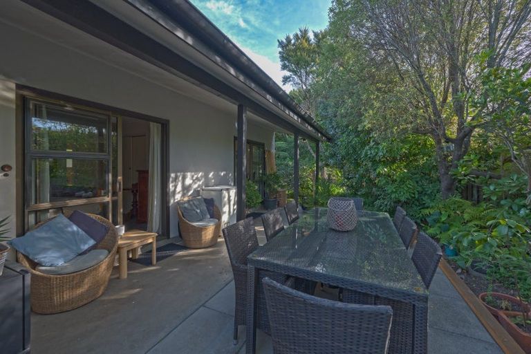 Photo of property in 34 James Cook Street, Havelock North, 4130