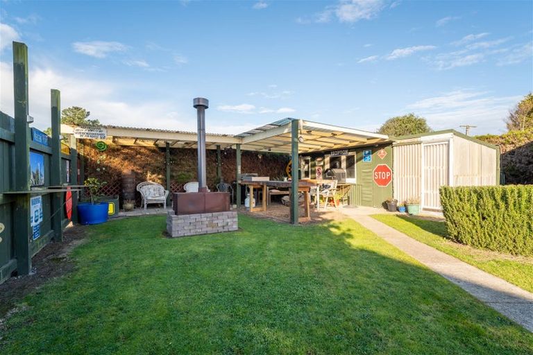 Photo of property in 3 Mcpherson Road, Waitaki Bridge, Oamaru, 9493