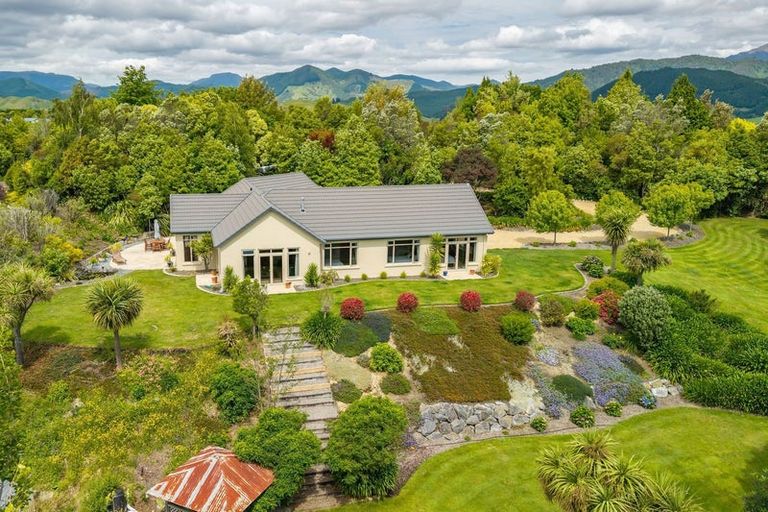 Photo of property in 96 Totara View Road, Wakefield, 7095