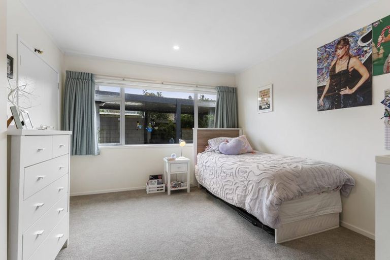 Photo of property in 28 Jane Gifford Place, Half Moon Bay, Auckland, 2012