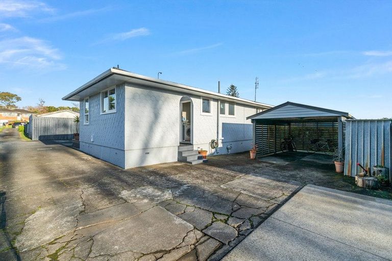 Photo of property in 34 Cramond Drive, Mangere East, Auckland, 2024