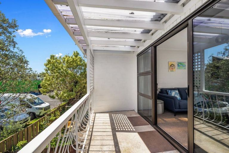 Photo of property in 6/773 Beach Road, Browns Bay, Auckland, 0630