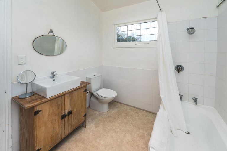 Photo of property in 17 Kelvin Street, Aramoho, Whanganui, 4500