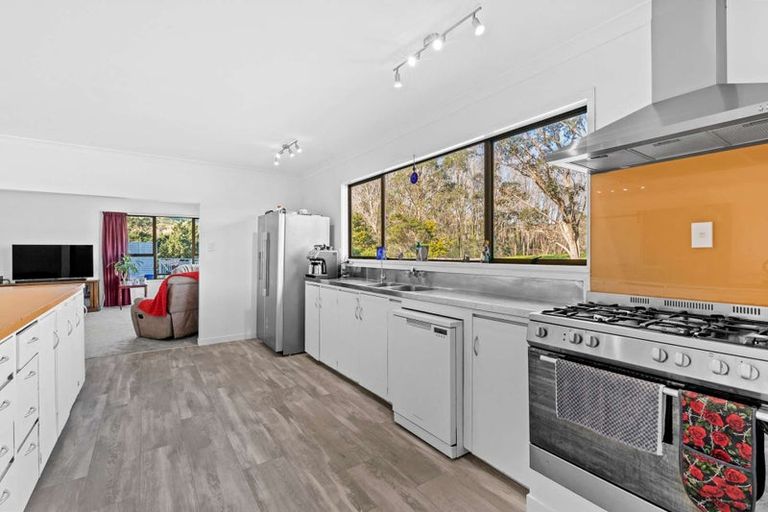 Photo of property in 3135 Kaipara Coast Highway, Glorit, Warkworth, 0984