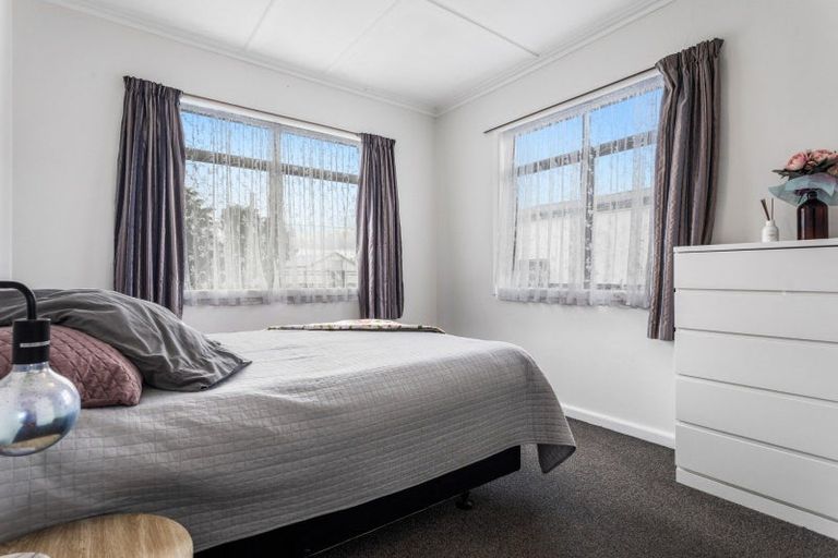 Photo of property in 1 Mckenzie Street, Taneatua, 3123