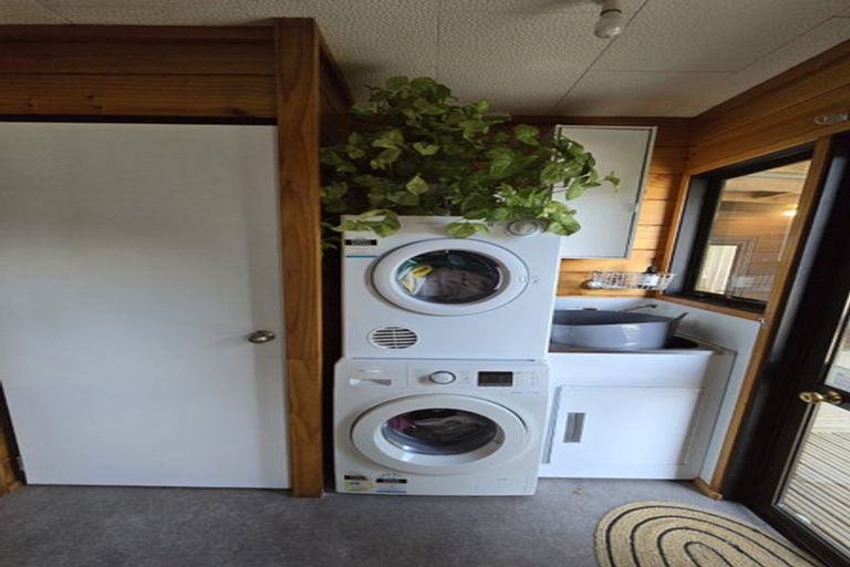 Photo of property in 26a Airlie Road, Plimmerton, Porirua, 5026