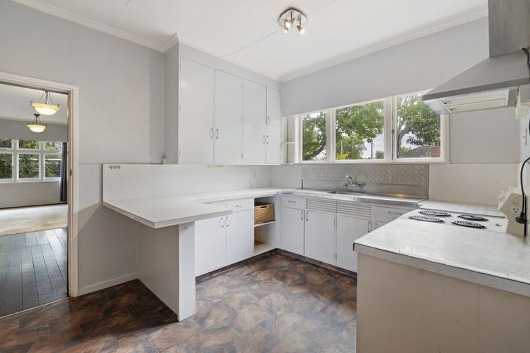 Photo of property in 156 Ferguson Street, West End, Palmerston North, 4412