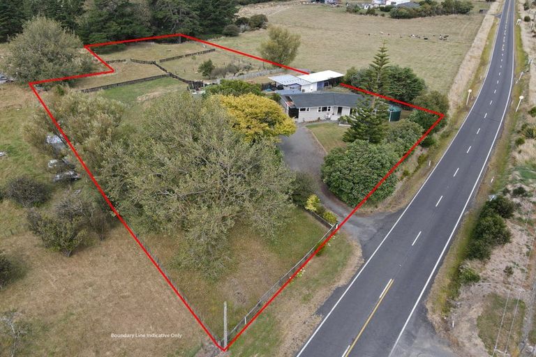 Photo of property in 1363 Wellington Road, Crofton, Marton, 4787