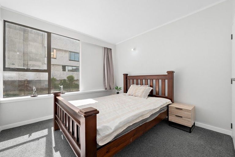 Photo of property in Hobson Court Flats, 13/70 Hobson Street, Thorndon, Wellington, 6011