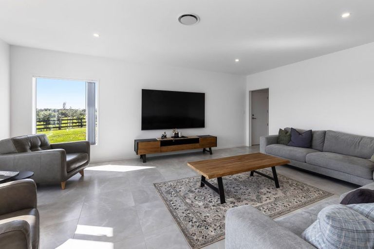 Photo of property in 133 Batty Road, Kingseat, Papakura, 2580