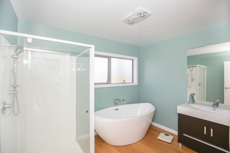 Photo of property in 8 Puka Place, Raglan, 3225