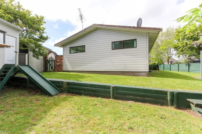 Photo of property in 54 Branch Road, Highlands Park, New Plymouth, 4312
